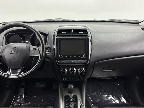 Used 2021 Mitsubishi Outlander Sport SE image 22