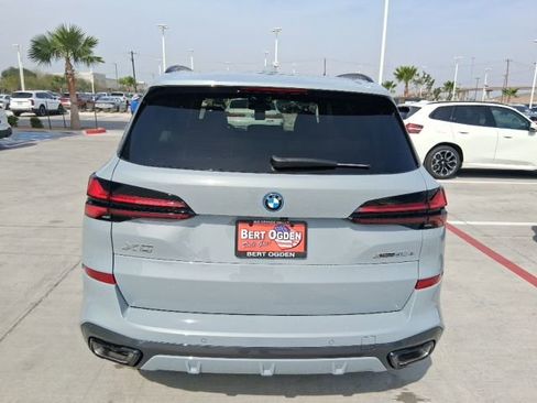 New 2026 BMW X5 xDrive50e w/ M Sport Package AWD/4WD image 5