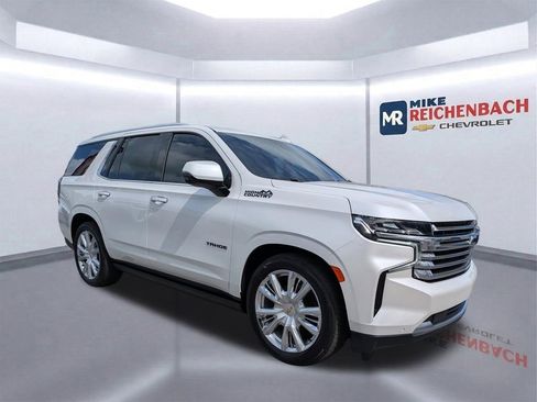 Used 2023 Chevrolet Tahoe High Country image 2