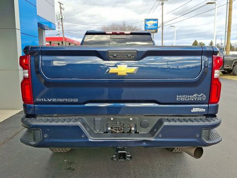 Used 2022 Chevrolet Silverado 3500 High Country w/ Z71 Off-Road Package image 5