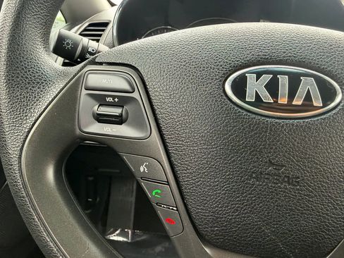 Used 2016 Kia Forte LX FWD image 18