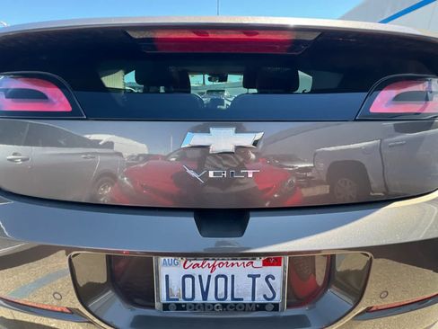 Used 2014 Chevrolet Volt Premium w/ Premium Trim Package FWD image 19