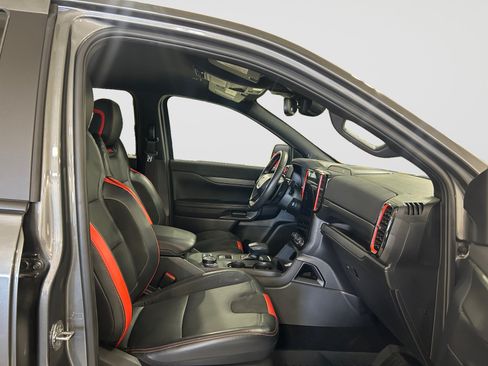 Certified 2025 Ford Ranger Raptor AWD/4WD image 17