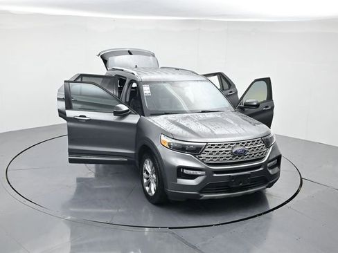 Certified 2023 Ford Explorer Limited image 49