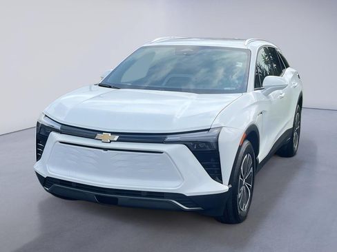 Used 2024 Chevrolet Blazer EV LT AWD/4WD image 1