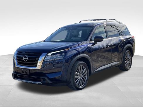 Certified 2023 Nissan Pathfinder SL w/ SL Premium Package AWD/4WD image 2