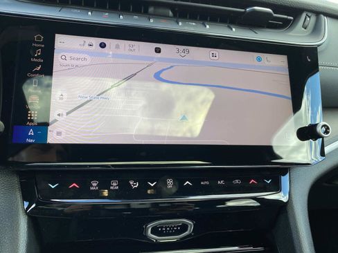 New 2026 Jeep Grand Cherokee Altitude image 11