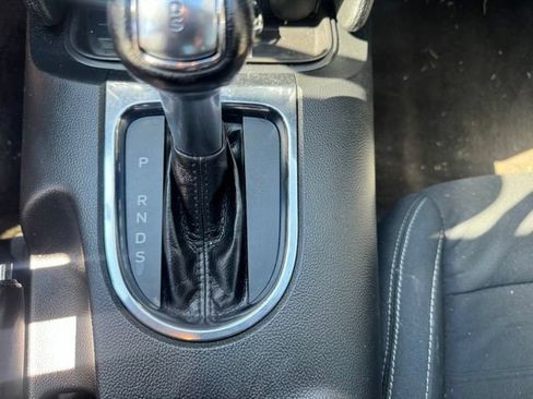 Used 2016 Ford Mustang Coupe RWD image 11