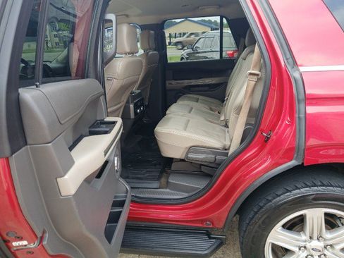Used 2020 Ford Expedition XLT w/ Equipment Group 201A RWD image 12