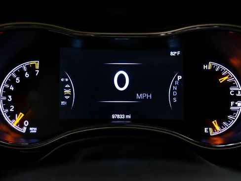 Used 2015 Jeep Grand Cherokee Overland AWD/4WD image 29