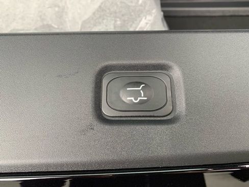 New 2026 Ford Expedition Tremor image 6