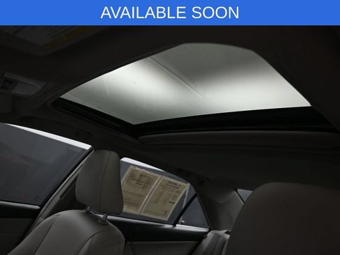 Used 2014 Toyota Camry XLE w/ Leather Package FWD image 27