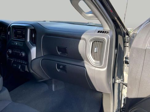 Certified 2021 Chevrolet Silverado 1500 Custom RWD image 18