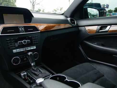 Used 2012 Mercedes-Benz C 63 AMG Coupe w/ Comand Single Disc Pkg image 18