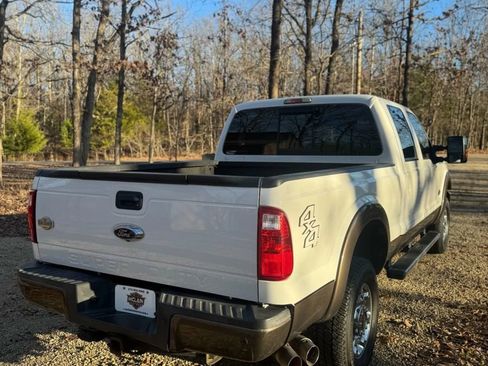 Used 2015 Ford F250 King Ranch w/ King Ranch w/Chrome Package image 7