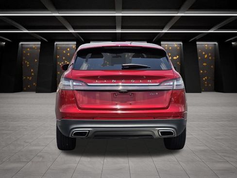 Used 2020 Lincoln Nautilus Reserve w/ Equipment Group 201A FWD image 5