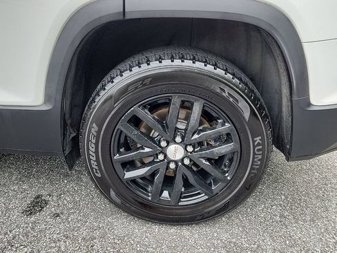 Used 2019 GMC Acadia SLT AWD/4WD image 8