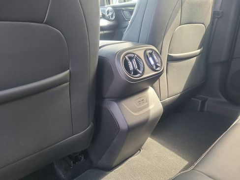 Used 2024 Chevrolet Blazer EV LT AWD/4WD image 31