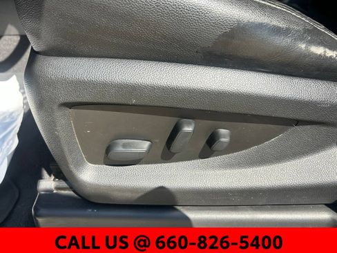 Used 2018 GMC Sierra 1500 SLT AWD/4WD image 17