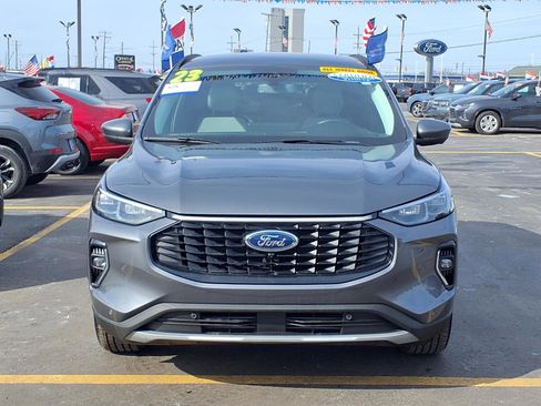 Certified 2023 Ford Escape Platinum image 24