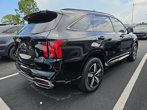 Certified 2023 Kia Sorento S FWD image 15