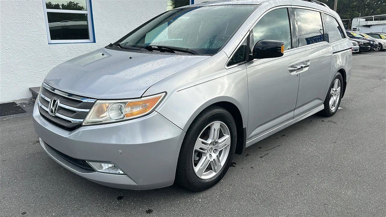 Used 2013 Honda Odyssey Touring image 13