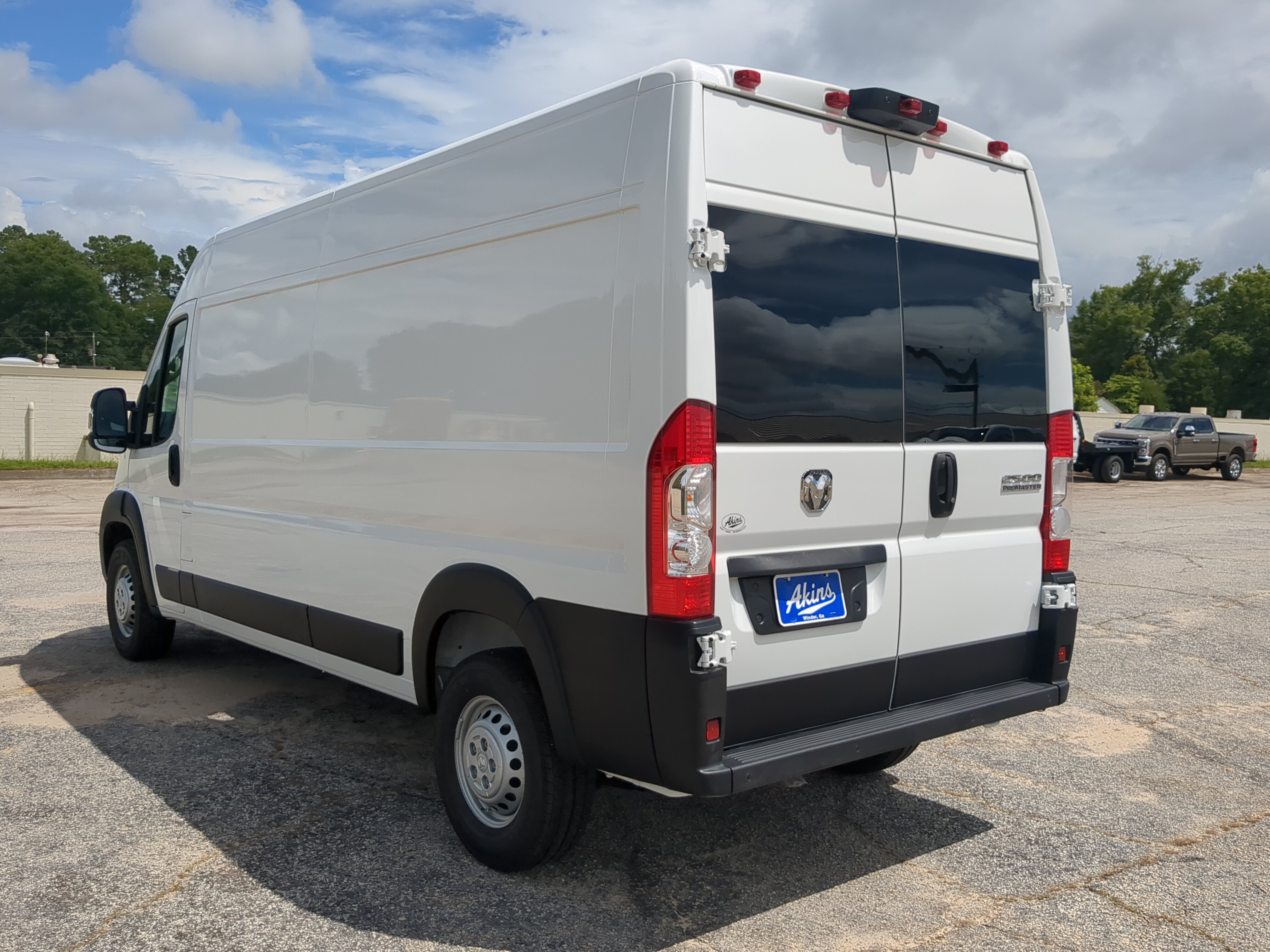 New 2026 RAM ProMaster 2500 w/ Premium Convenience Group FWD image 5