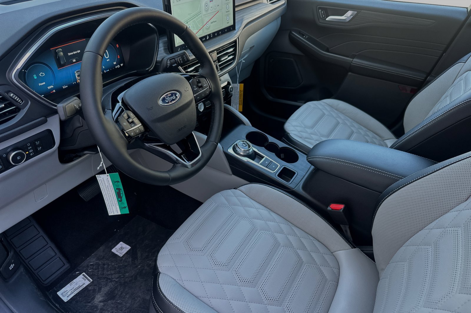 New 2024 Ford Escape SE w/ PHEV Premium Package FWD image 7
