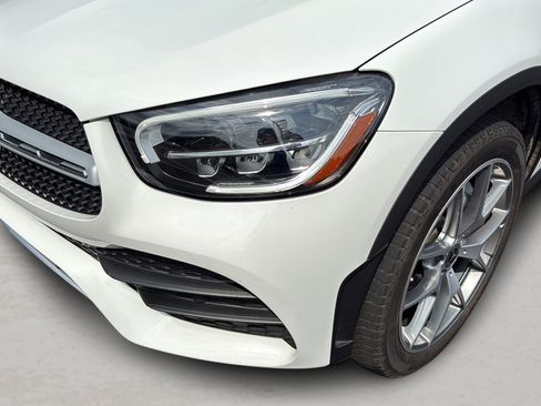 Used 2020 Mercedes-Benz GLC 300 4MATIC image 9