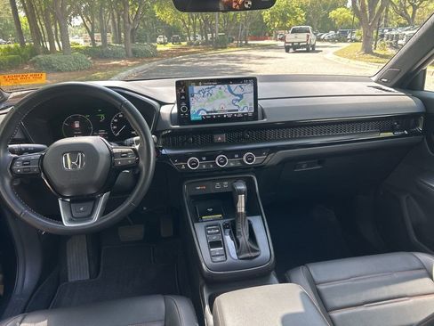 Used 2025 Honda CR-V Sport Touring image 11