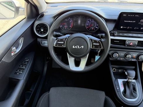 Certified 2023 Kia Forte LXS FWD image 13
