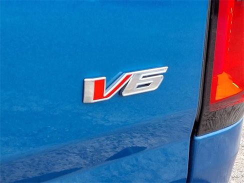 Used 2022 Chevrolet Colorado W/T w/ Custom Special Edition image 30