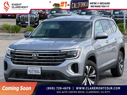 Used 2026 Volkswagen Atlas SE FWD image 1