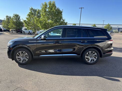 Used 2020 Lincoln Aviator AWD image 4