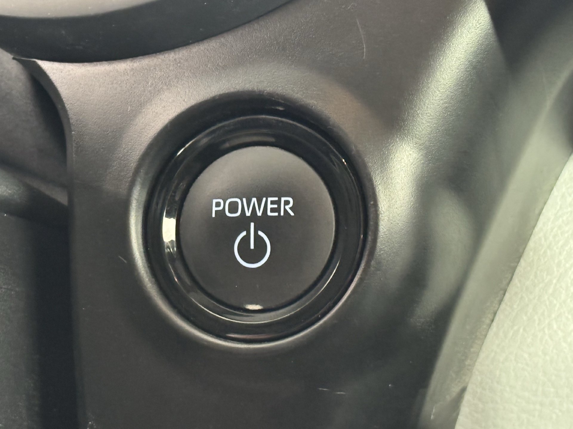 Certified 2026 Toyota Sienna LE FWD image 31