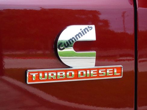Used 2024 RAM 2500 Laramie w/ Sport Appearance Package AWD/4WD image 10