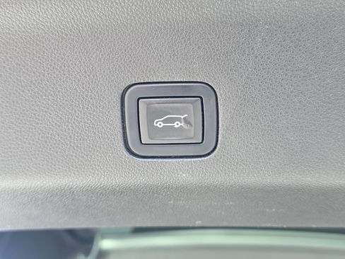 Certified 2022 Chevrolet Tahoe High Country image 9