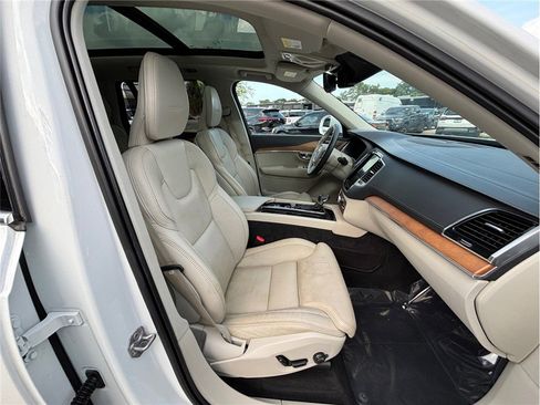 Used 2019 Volvo XC90 T6 Inscription w/ Protection Package Premier image 47