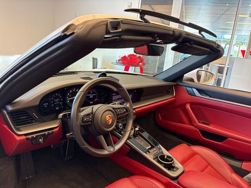 Used 2024 Porsche 911 Targa 4S w/ Premium Package AWD/4WD image 10