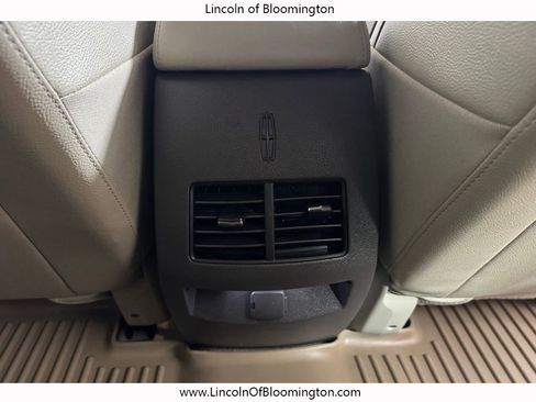 Used 2015 Lincoln MKX AWD w/ Equipment Group 101A image 16