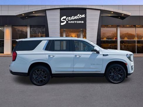 Used 2024 GMC Yukon Denali AWD/4WD image 6