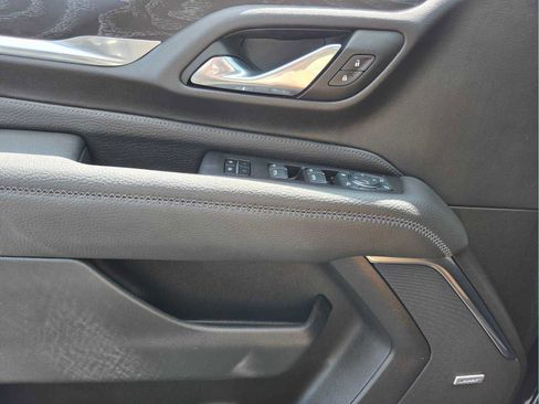 Used 2024 GMC Yukon Denali w/ Advanced Technology Package RWD image 25