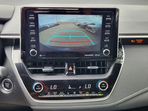 Used 2021 Toyota Corolla XSE FWD image 17