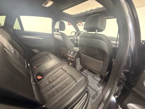 Used 2017 BMW X6 sDrive35i w/ M Sport Package RWD image 32