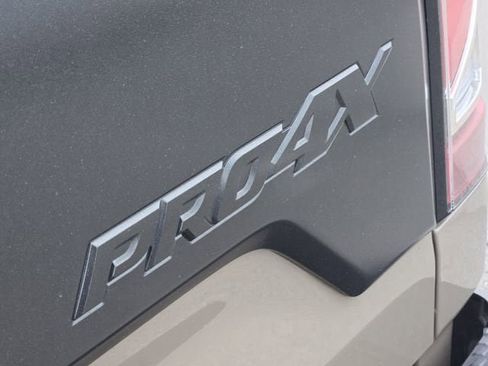 Used 2021 Nissan Titan PRO-4X w/ Pro-4x Convenience Package AWD/4WD image 13