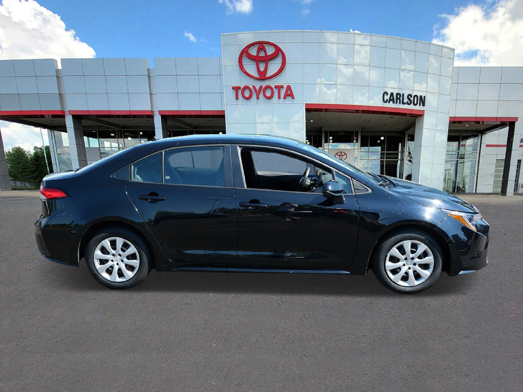 Certified 2024 Toyota Corolla LE FWD image 4