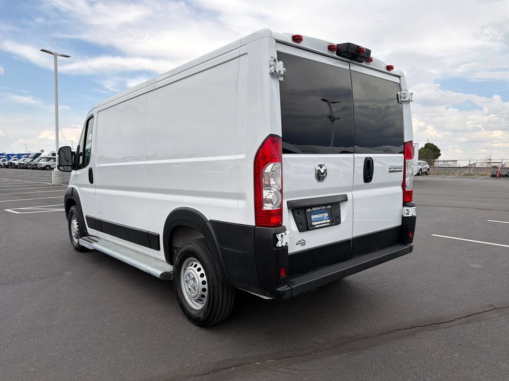 Used 2025 RAM ProMaster 2500 w/ U-Haul Equipment Group FWD image 5