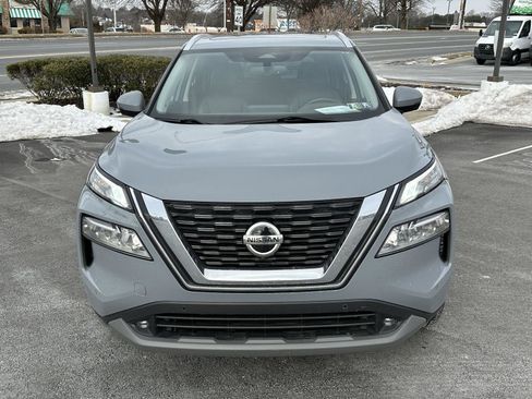 Used 2021 Nissan Rogue SL w/ Premium Package image 3