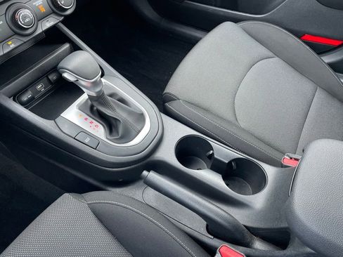 Used 2024 Kia Forte LXS w/ LXS Technology Package image 19