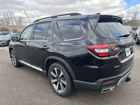Certified 2023 Honda Pilot Elite image 7